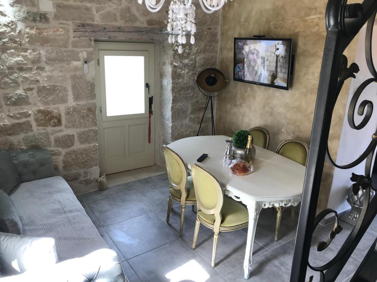 Apartma Stone House Chiara Seaview Funtana