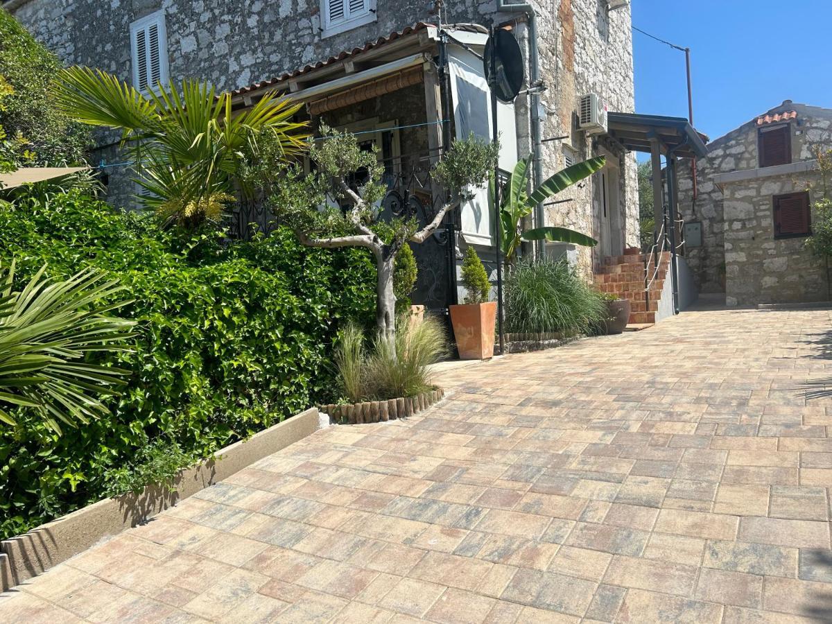 Stone House Chiara Seaview